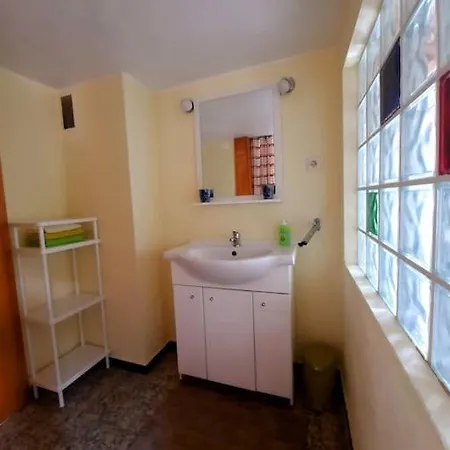 Romantischer Mit Schoenem Ausblick בית נופש